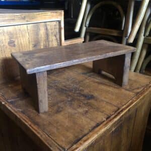 Table shelves