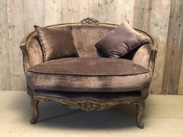 Love sofa
