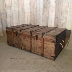 Large Chest coffee table